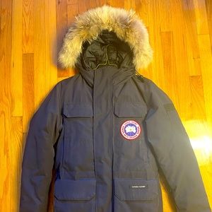 COPY - Canada Goose Jacket, XS/TP. Lightly used. Excellent condition